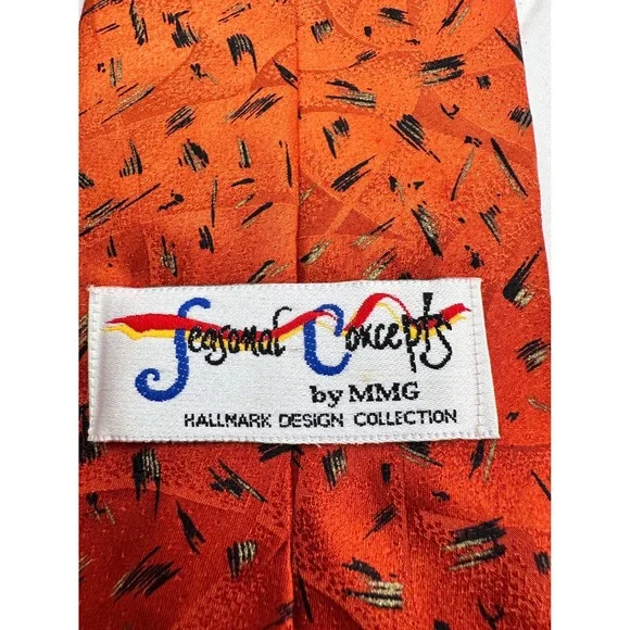 Seasonal Concepts by MMG‎ Hallmark Halloween Cats Bats Moon Silk Tie - Picture 4 of 8